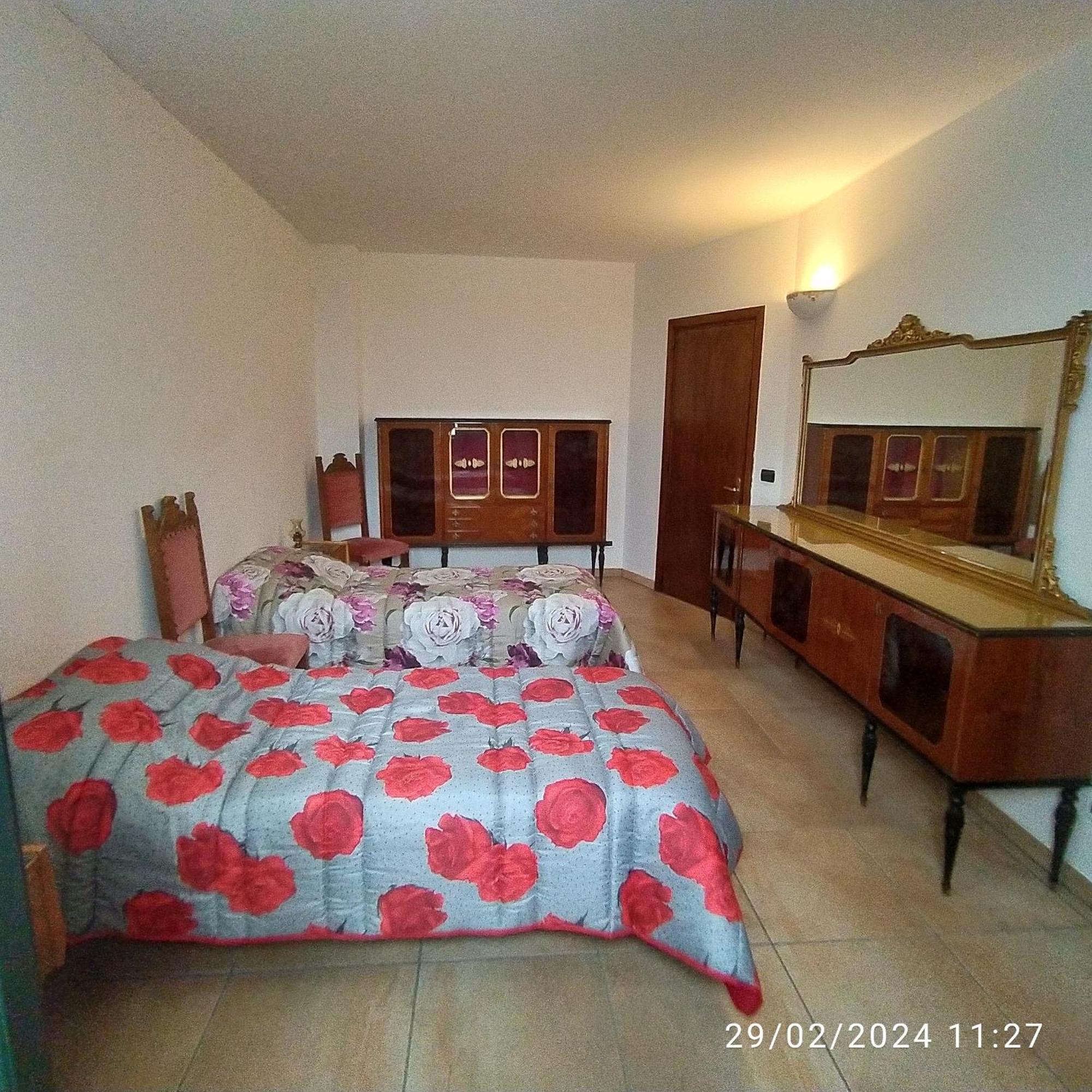 Casa Vacanza D'Arte Salentina Hotel Specchia Luaran gambar